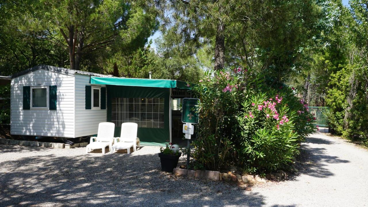 Chalets met buitenkeuken op Camping Leï Suves - JoyCasa Roquebrune-sur-Argens Eksteriør bilde