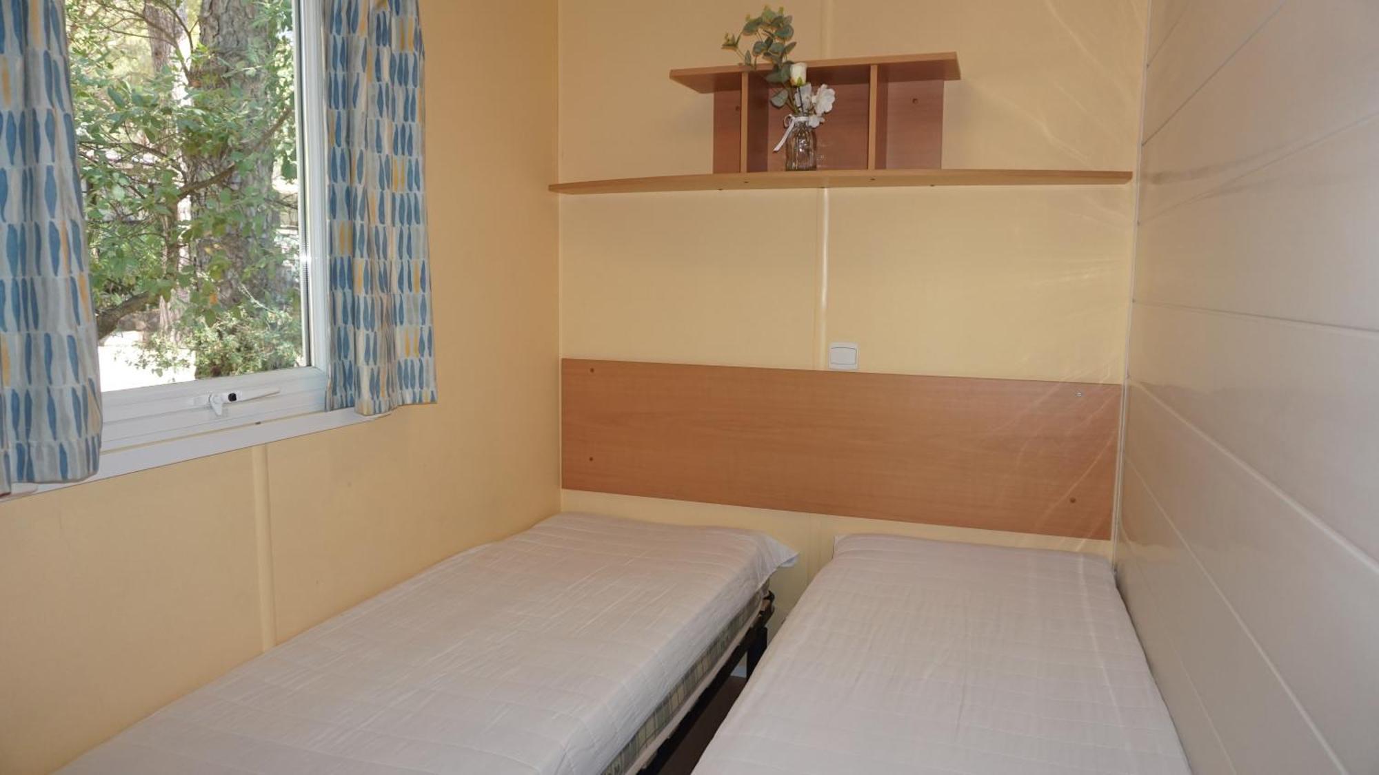 Chalets met buitenkeuken op Camping Leï Suves - JoyCasa Roquebrune-sur-Argens Eksteriør bilde